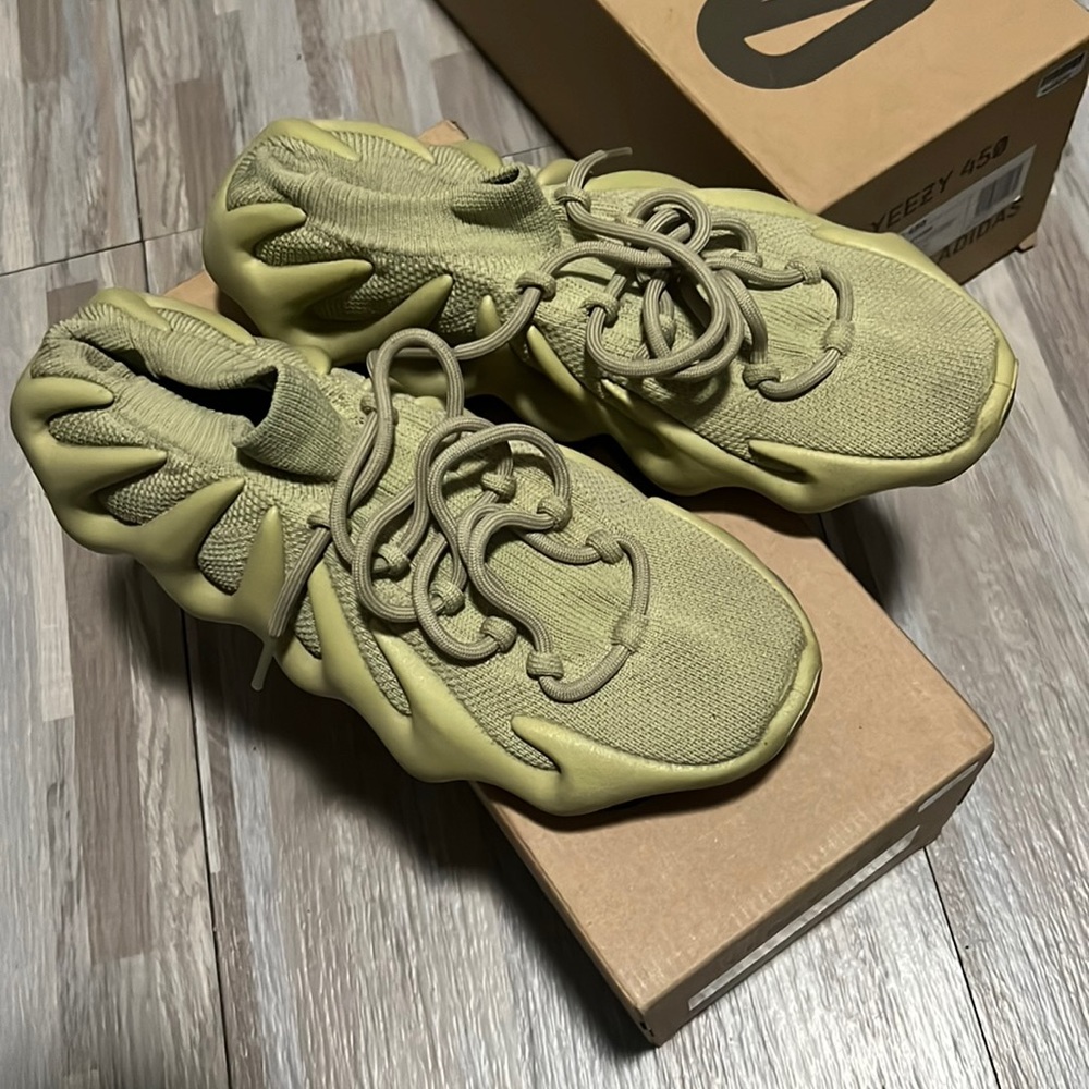 Yeezy 450 “Resin”